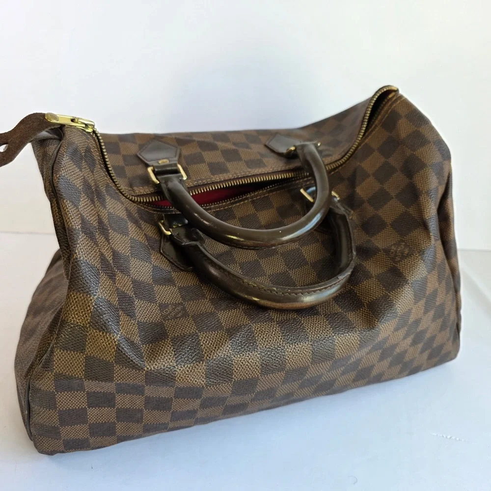 Authentic LOUIS VUITTON Speedy 35 in Damier Ébène